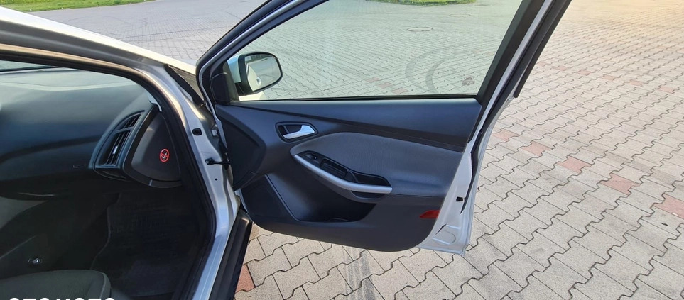 Ford Focus cena 25700 przebieg: 168500, rok produkcji 2013 z Góra małe 137